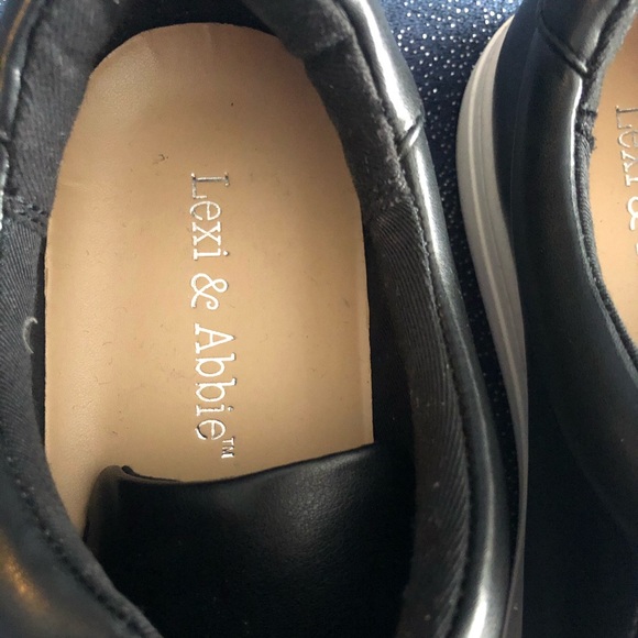 Lexi and Abbie zippered black shoes size 7 1/2 - Picture 4 of 7